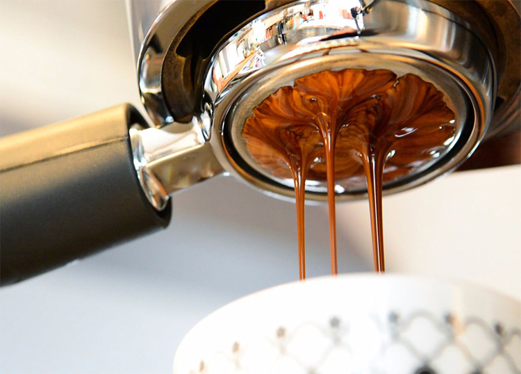 Máquina de espresso de palanca profesional con cesta del filtro de la taza portafiltro sin fondo