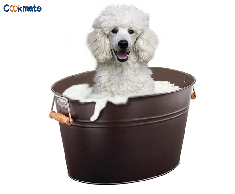 Hecho de metal de acero fuerte con un acabado pintado duradero para perros resistente a la piscina para perros para mascotas.